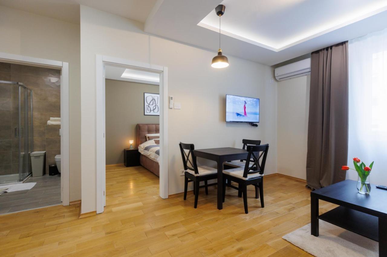 Black & White Apartment Subotica Exterior foto